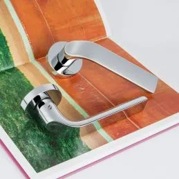 Maniglia Meta Colombo Design KG11