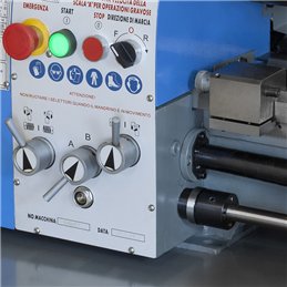 Tornio parallelo per metallo Fervi T900I inverter D.320x900