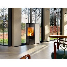 Jolly Mec I‑DEA 2 ANGOLO – 5‑Star Pellet Stove 10 kW, 27 cm Slim Depth, Corner Glass View