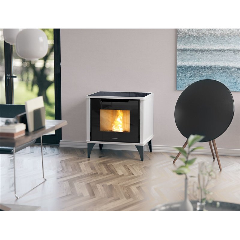 Jolly Mec PIXIE – Stufa a pellet 5 Stelle 6,8 kW, design compatto in ceramica o acciaio, top in vetro nero