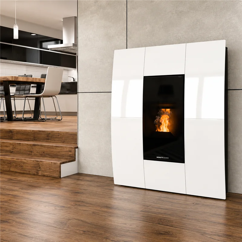 Moretti Design COMPACT GLASS – Stufa a pellet idro 24 kW con Magic Glass e installazione a filo muro