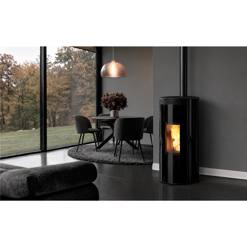 Stufa a pellet Caminetti Montegrappa CUMA GLASS EVO NIS9 EVO WIFI uscita fumi superiore 9 Kw 5 stelle