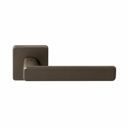 Colombo Design DUE Q CC41 R / RY – Square Rose Door Lever Handle | Mood Collection